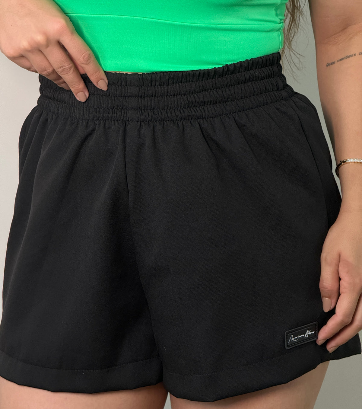 Short Less em Alfaiataria