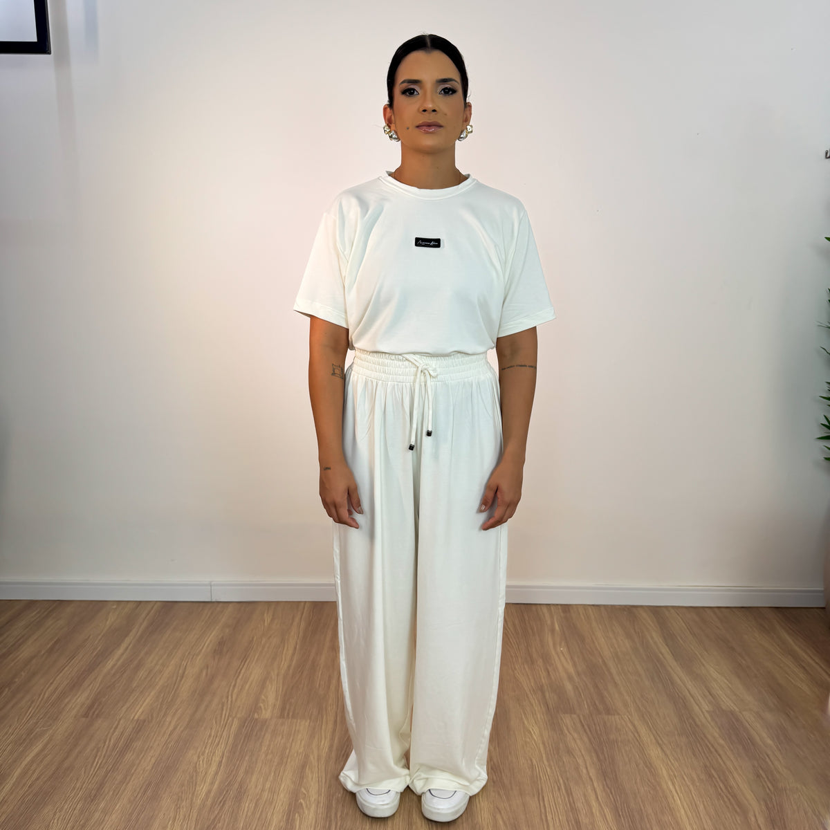Conjunto AeroLook Calça Off White