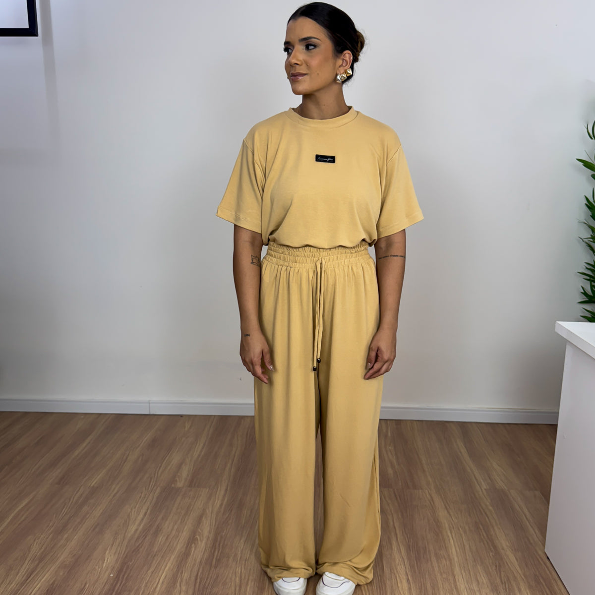 Conjunto AeroLook Calça Bege